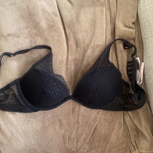 Victoria’s Secret Incredible Plunge Bra
